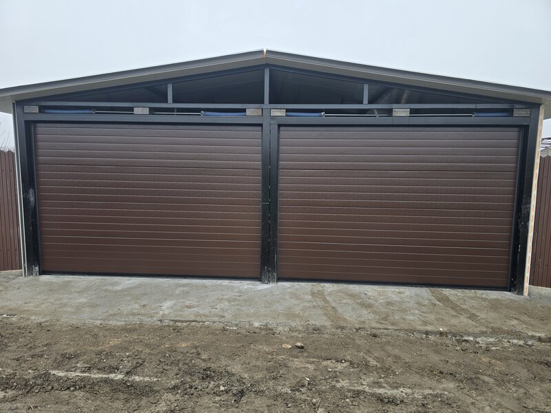 Usi de garaj sectionale automate Mercadoors – Montaj in judetul Dambovita